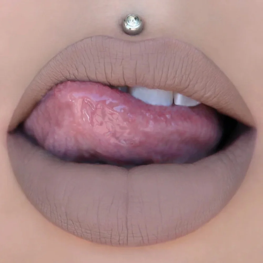 JEFFREE STAR - POSH SPICE Velour Liquid Lipstick Full Pigmented Lip color